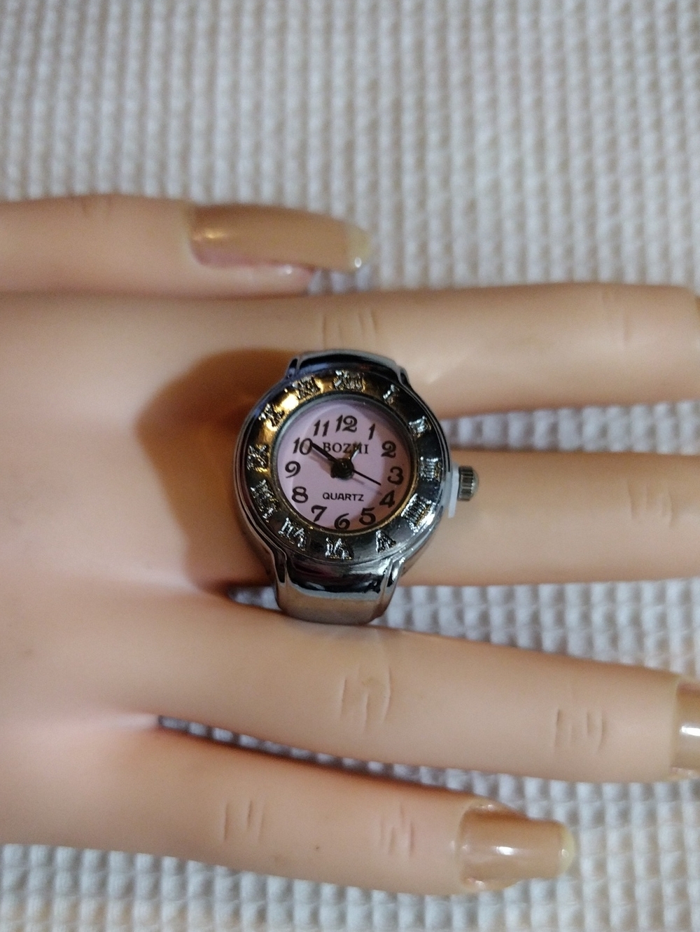 BOZHI,Pink Dial Silver Ring Watch - Quartz